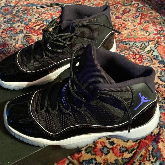 Air Jordan 11 retro - Picture 7 of 13